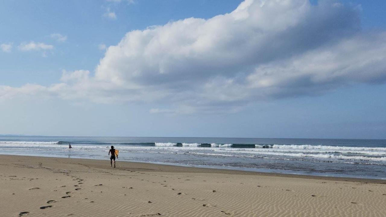 Kinablangan Costa Celine Beach Resort מראה חיצוני תמונה